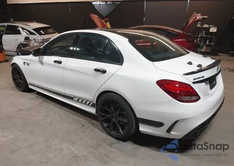 2015 Mercedes-Benz C 300 Sport из США, поврежденный, VIN 55SWF4JB3FU090673